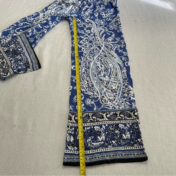 Rose and Rhyme Blue and White Boho Paisley Wide Leg Flowy Pants Size S - Picture 7 of 9